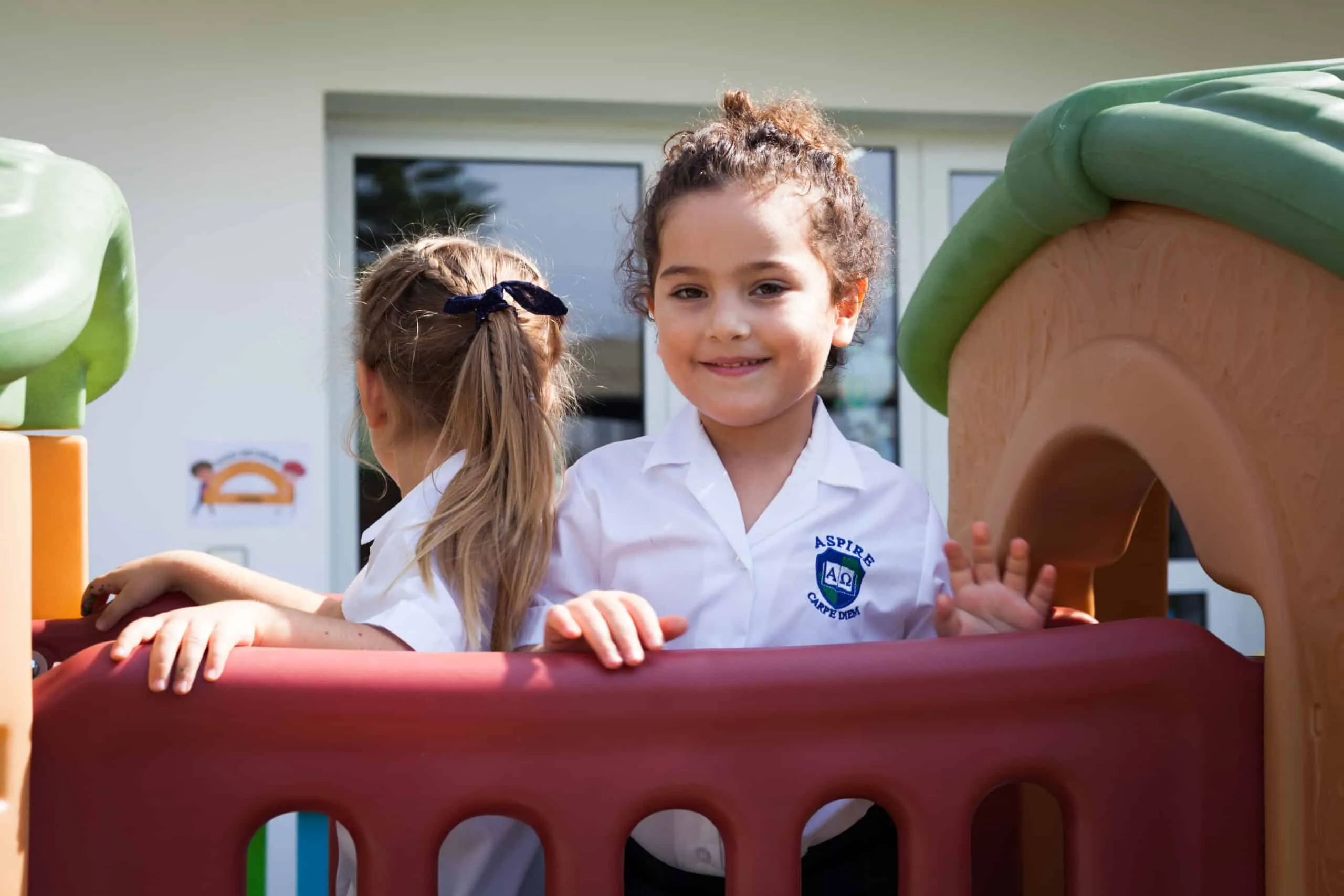 1stHOME RED-INFANTS PICTURE